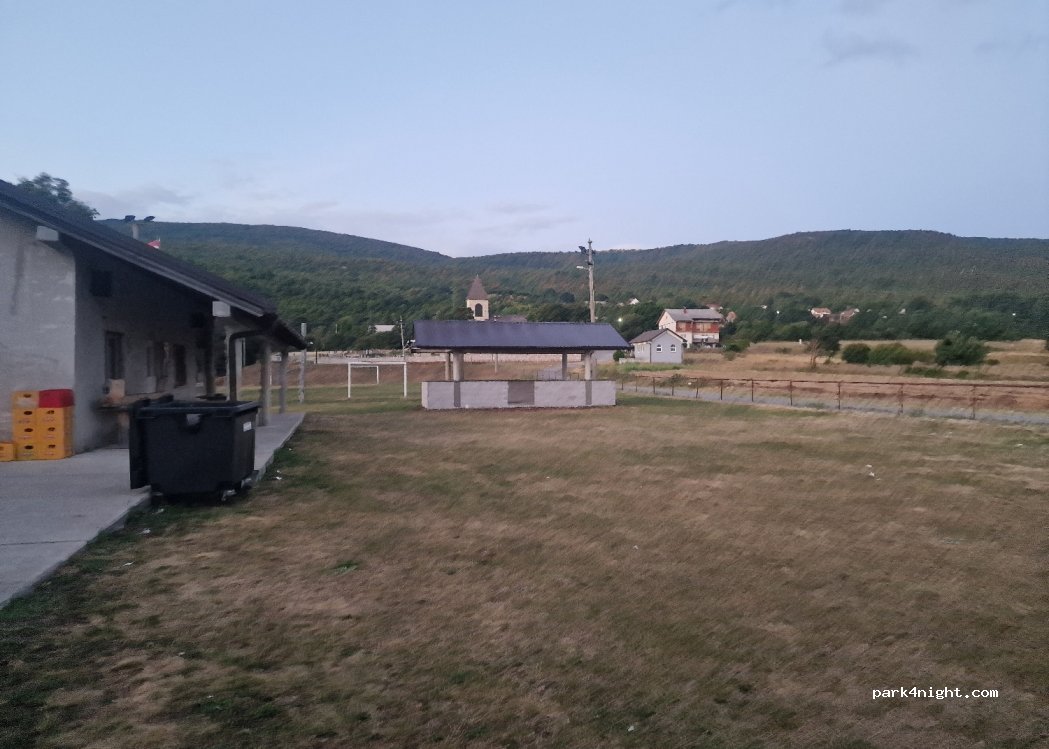 (80203) Lusnić - Unnamed Road — foto 3