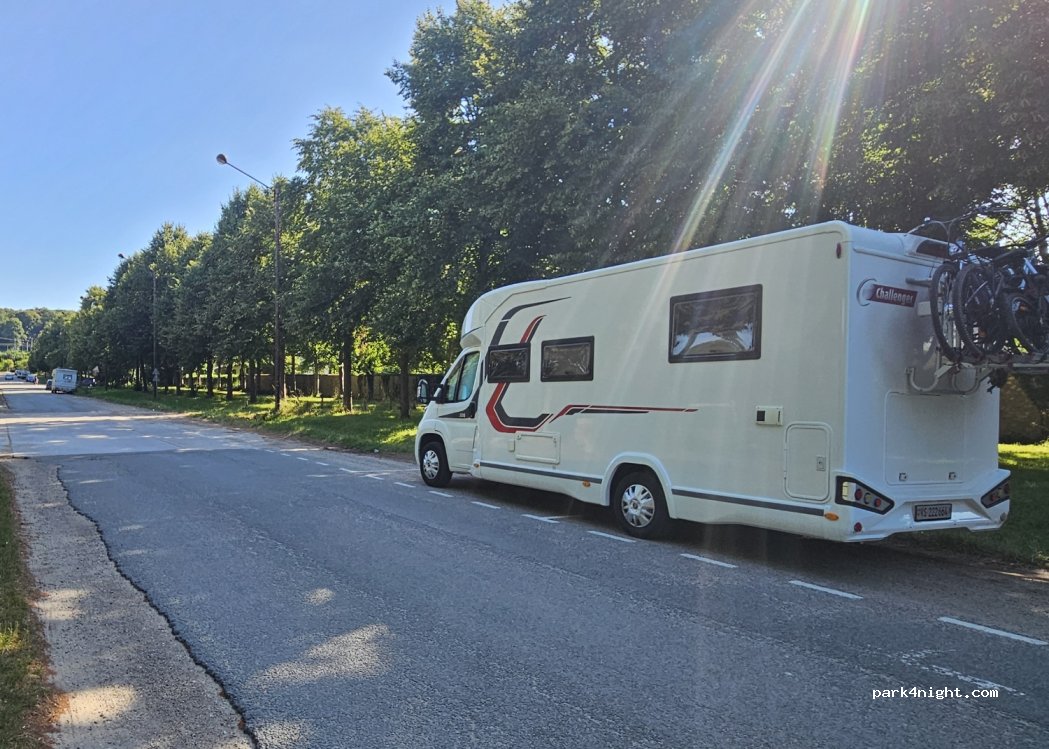 (78000) Versailles - 10 Allée des Matelots — foto