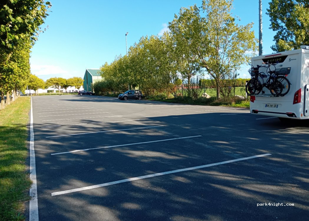 (17220) La Jarne - Unnamed Road — foto 2