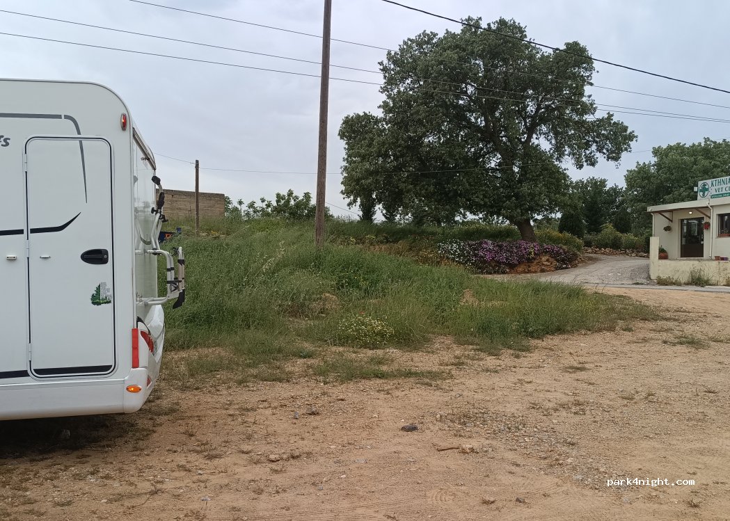 (741 50) Armeni - 202 Eparchiaki Odos Rethimou-Agias Galinis — foto