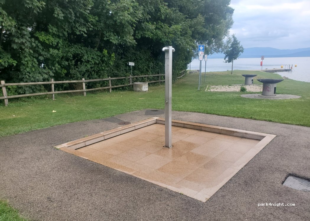 (1180) Rolle - 4 Chemin de la Plage — foto