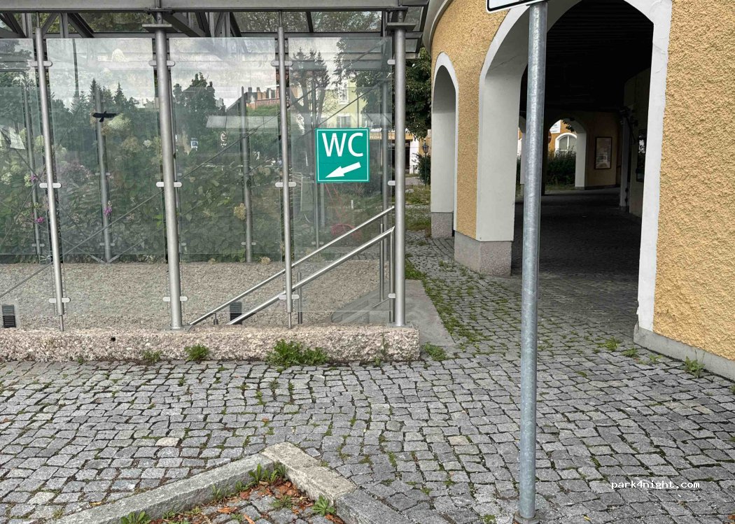 (83410) Laufen - 1 Briouder Platz — foto