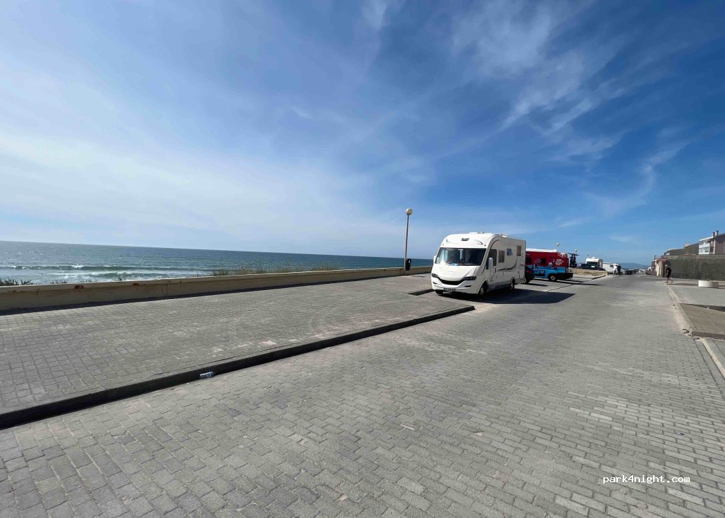 (4495-031) Póvoa de Varzim - 156 Rua da Praia — foto 2