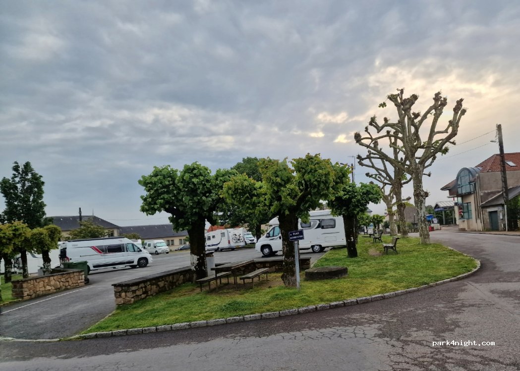 (87250) Bessines-sur-Gartempe - 2 Bis Rue Peyrichon Bey — foto