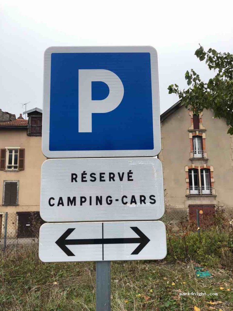 (12200) Villefranche-de-Rouergue - 39 Rue Lapeyrade — foto