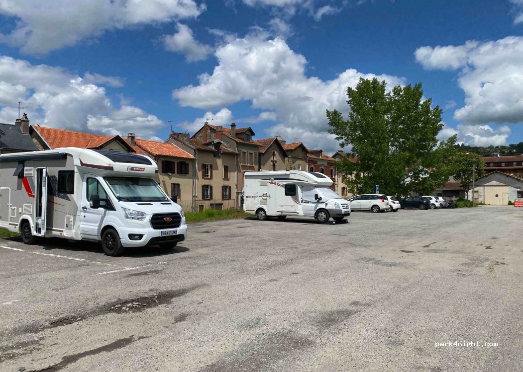 (12200) Villefranche-de-Rouergue - 39 Rue Lapeyrade — foto 2