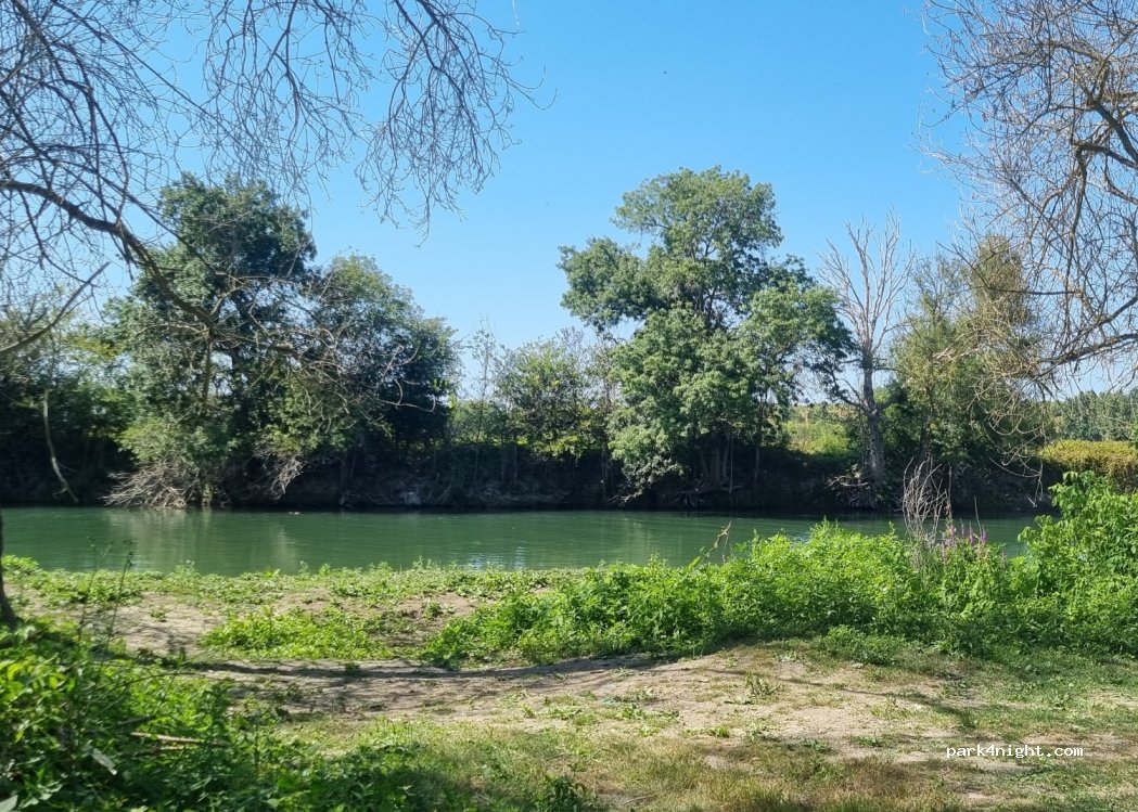 (17800) Salignac-sur-Charente - 34 Rue du Port du Lys — foto