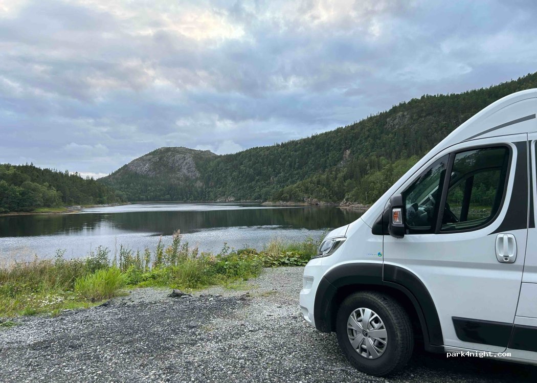 (7982) Sørhorsfjord - 771 — foto