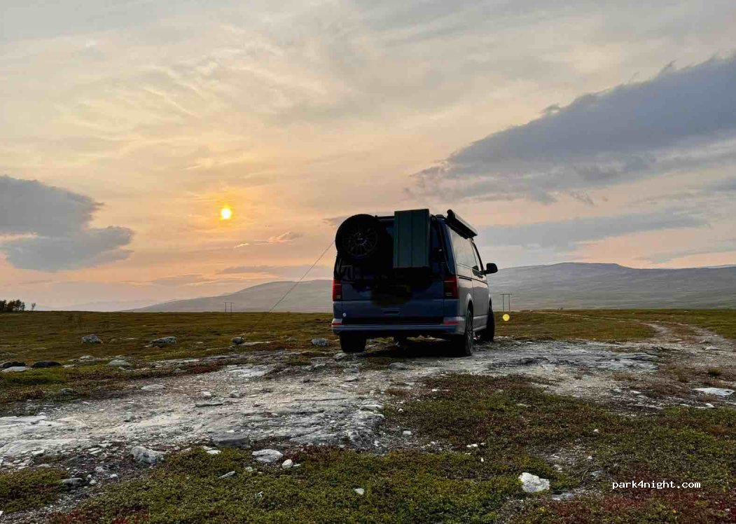 (9620) Skaidi - Unnamed Road — foto