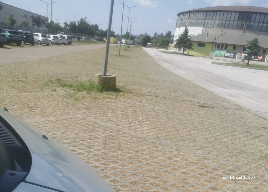 (67031) Castel di Sangro - 148 Strada Statale 17 — foto 2