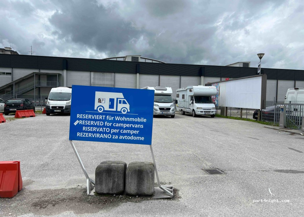 Parkplatz P1 Klagenfurter Messe — foto 2