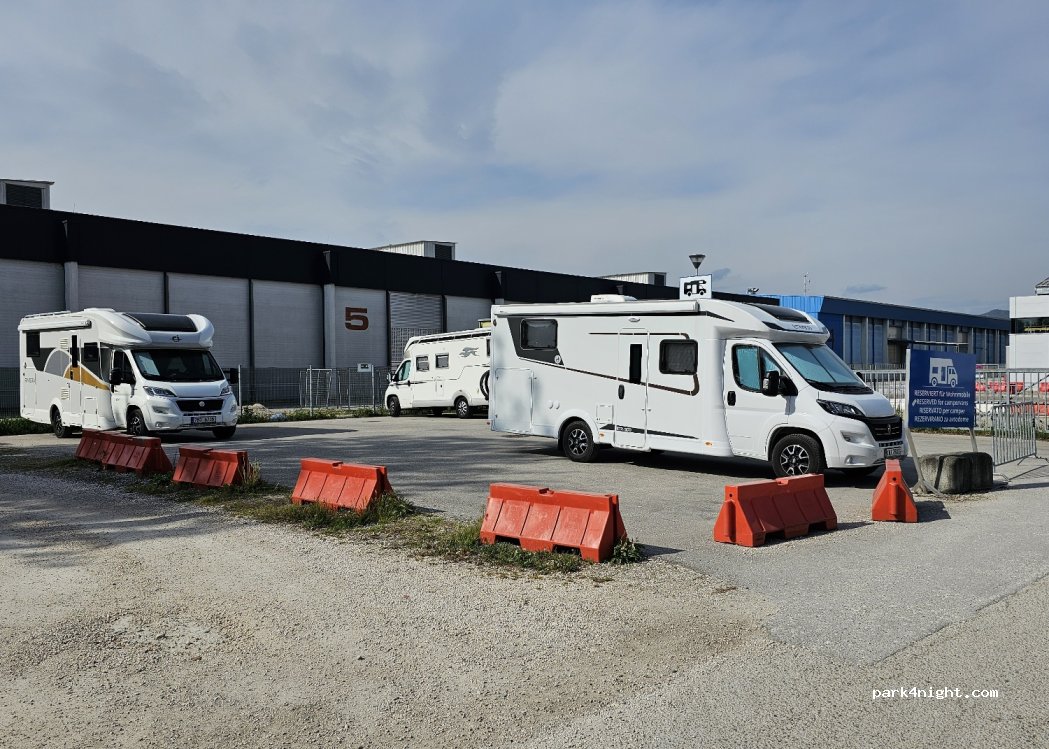 Parkplatz P1 Klagenfurter Messe — foto 3