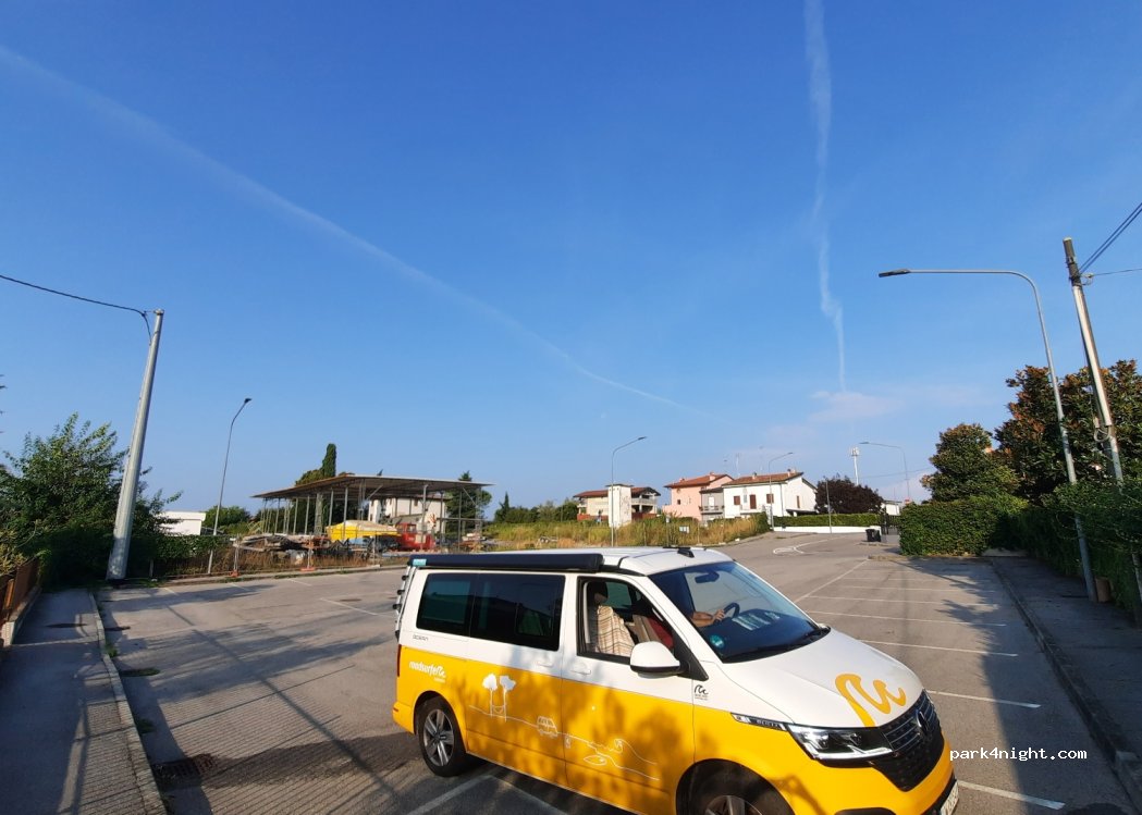 (37019) Peschiera del Garda - 10c Località Mandella — foto
