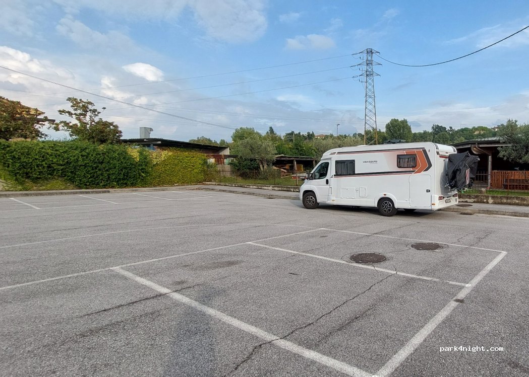 (37019) Peschiera del Garda - 10c Località Mandella — foto 2