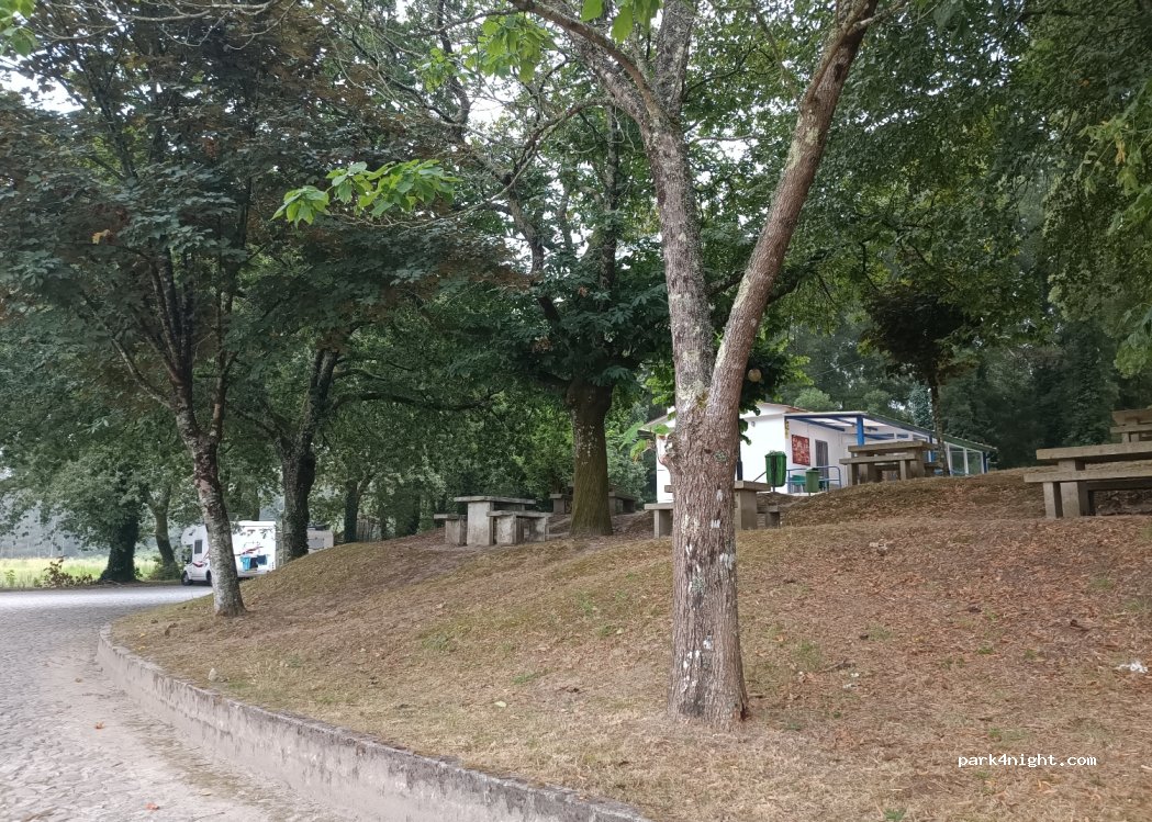 (4920) Vila Meã - R. Velha dos Montorros 9 — foto 4