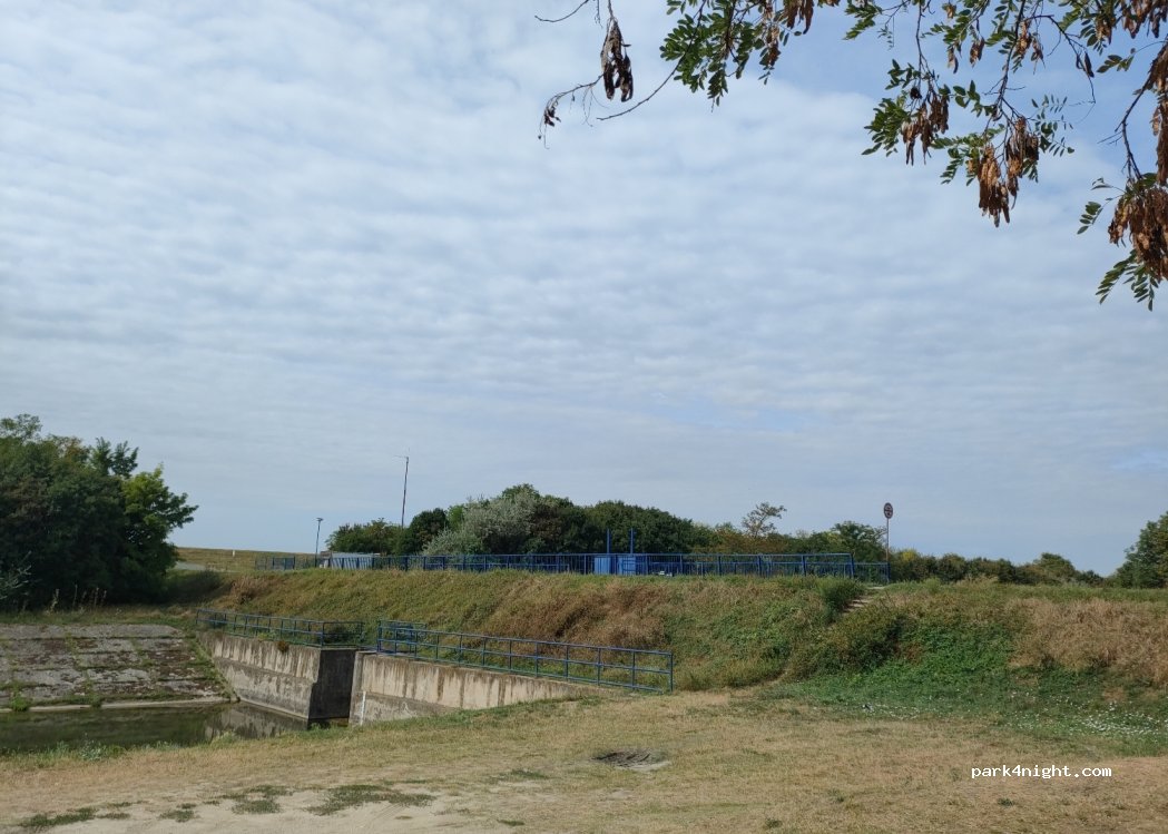 (931 01) Šamorín - 83 Pri hrádzi — foto