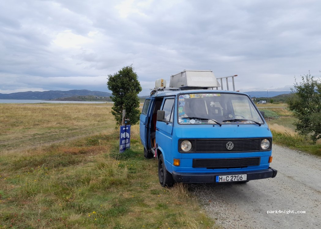 (9700) Lakselv - Unnamed Road — foto