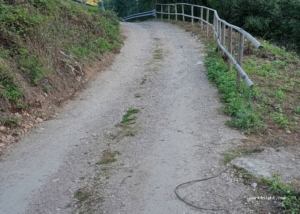 (06034) Rasiglia - 29 Via dei Ponticelli — foto 2