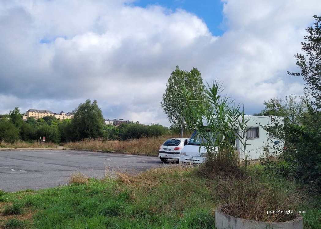 (12850) Onet-le-Château - 406 Rue des Saules — foto