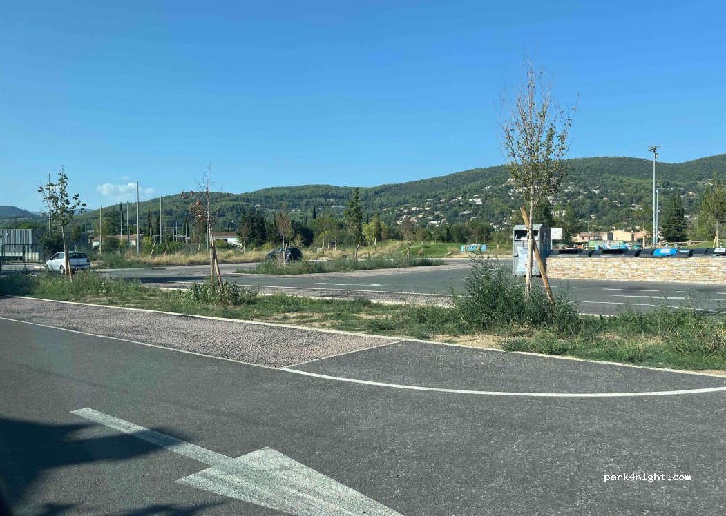 (83300) Draguignan - 532 Chemin du Petit Plan — foto