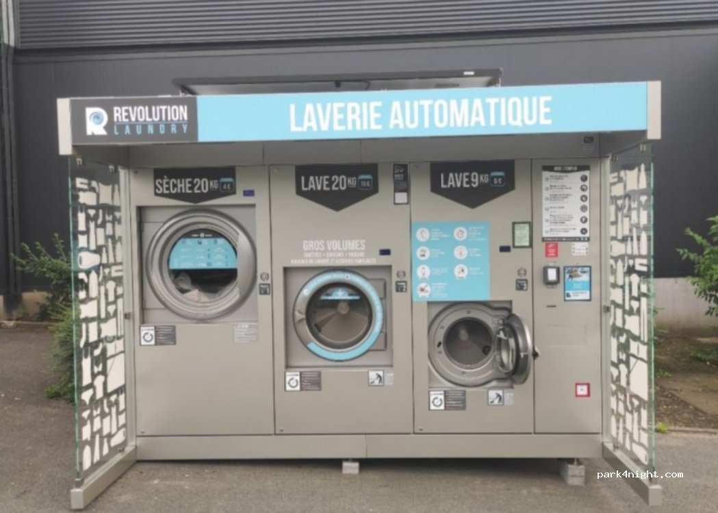 (1474) Genappe - 24 Rue Louis Lalieux — foto