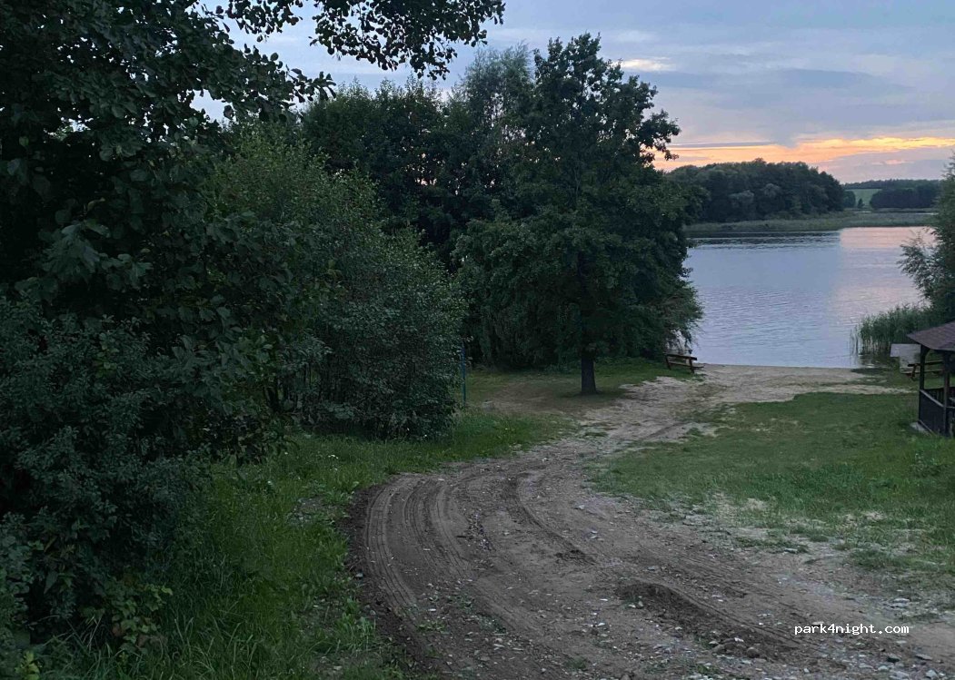 (14-220) Goryń - Unnamed Road — foto