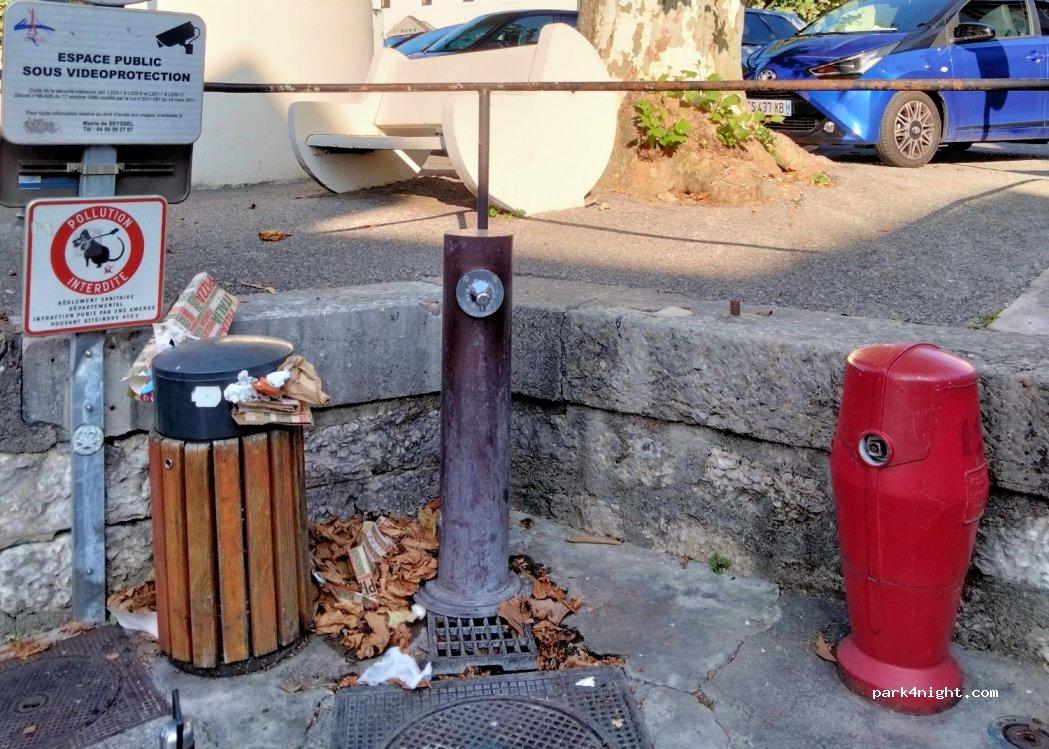 (74910) Seyssel - 10 Place de l'Orme — foto