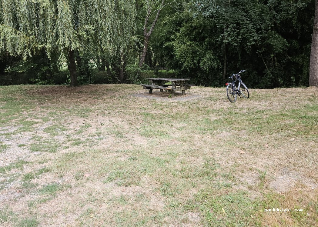 (33230) Abzac - 1 Rue Jules Béchereau — foto