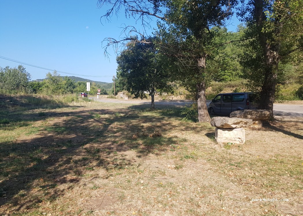 (30630) Montclus - 177 Les Costes — foto