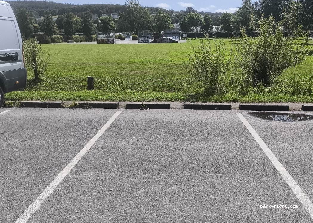 (29800) Landerneau - 41-43 rue du Calvaire — foto 2