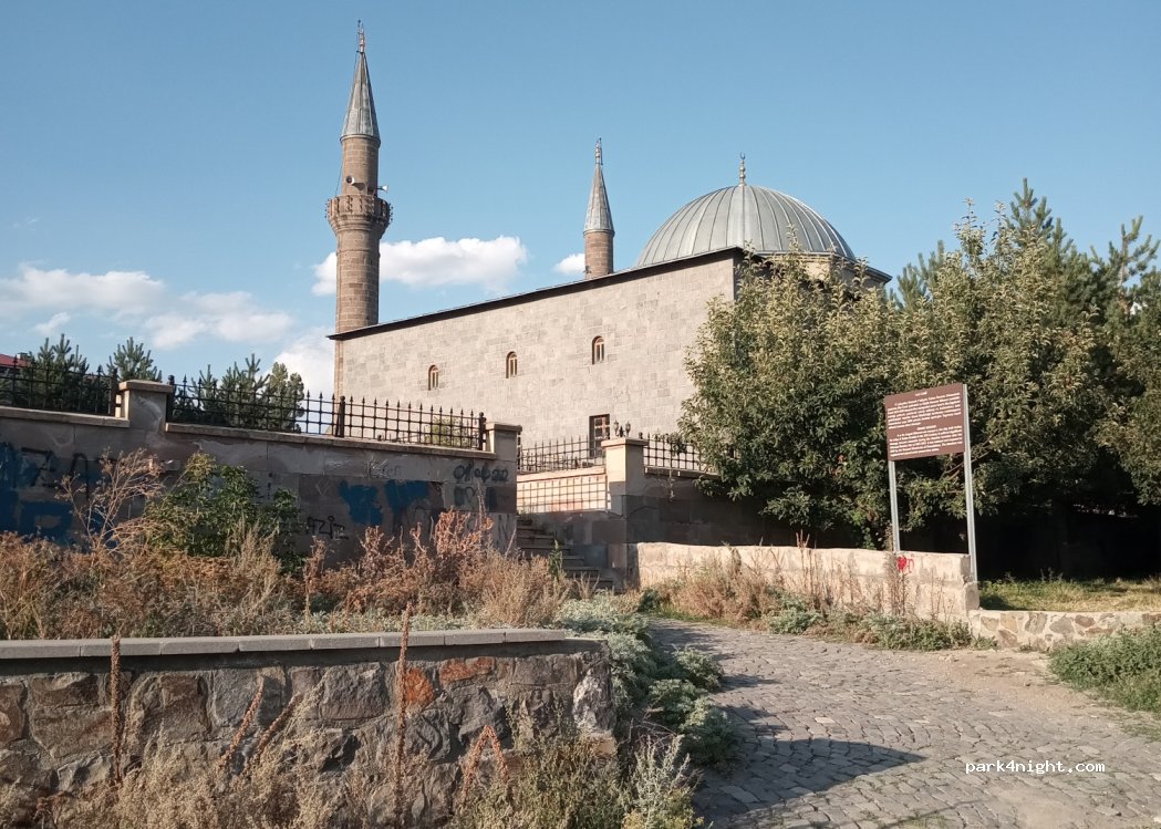 (36000) Kars Merkez - 67 Profesör Doktor Fahrettin Kırzıoğlu Caddesi — foto 3