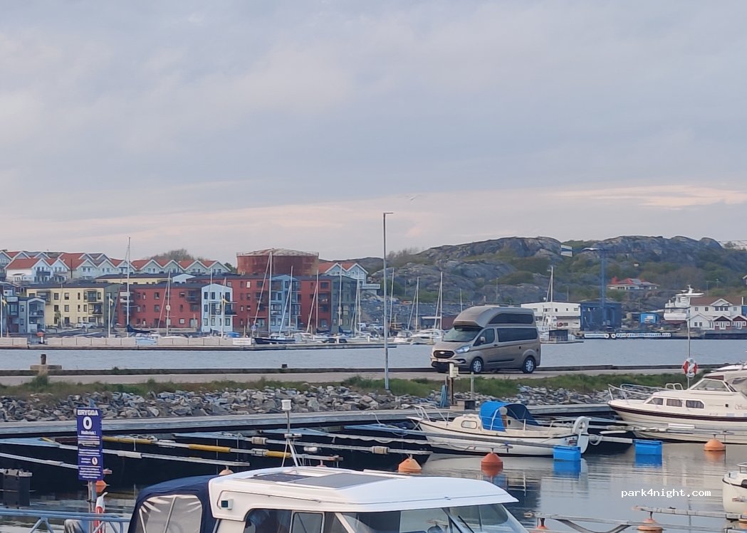 (471 32) Skärhamn - 18 Södra Hamnen — foto 3