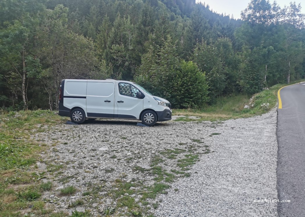 (74210) Talloires-Montmin - 608-646 Route du Col de l'Aulp — foto