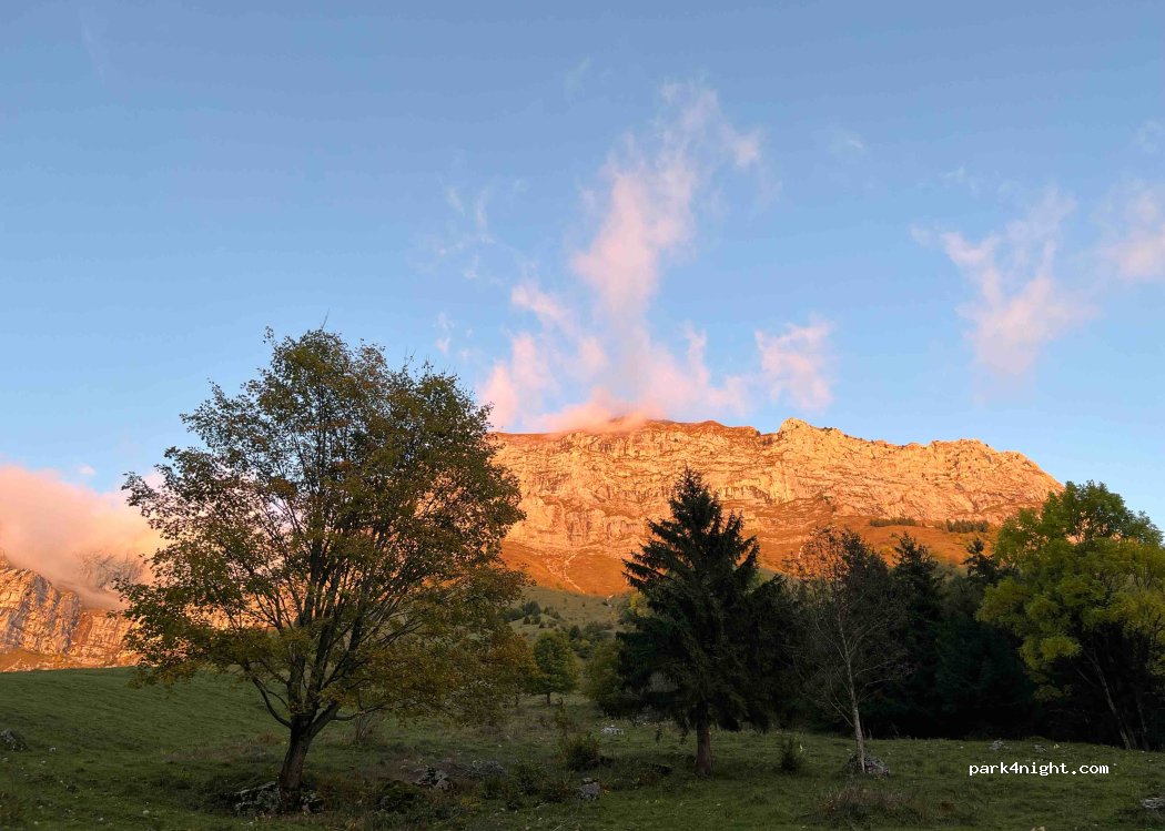 (74210) Talloires-Montmin - 608-646 Route du Col de l'Aulp — foto 2