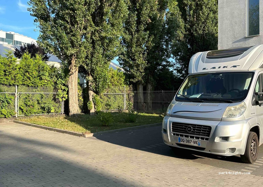 (87-100) Toruń - 1A Księdza Jerzego Popiełuszki — foto