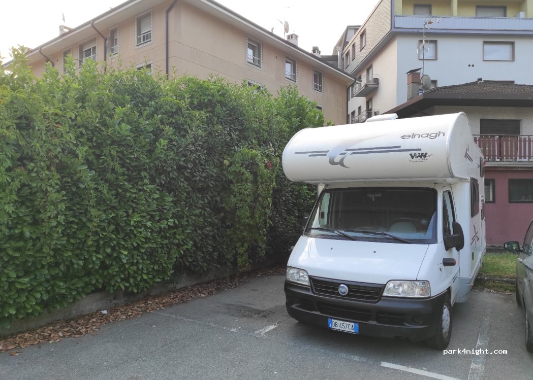 (23037) Tirano - 7 Via Fucine — foto