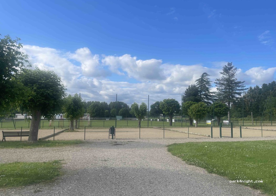 Aire de camping-car de Monségur — foto 3