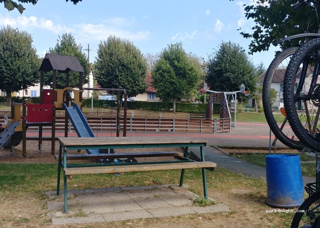 (70190) Voray-sur-l'Ognon - 4 Rue de la Combe aux Sapins — foto