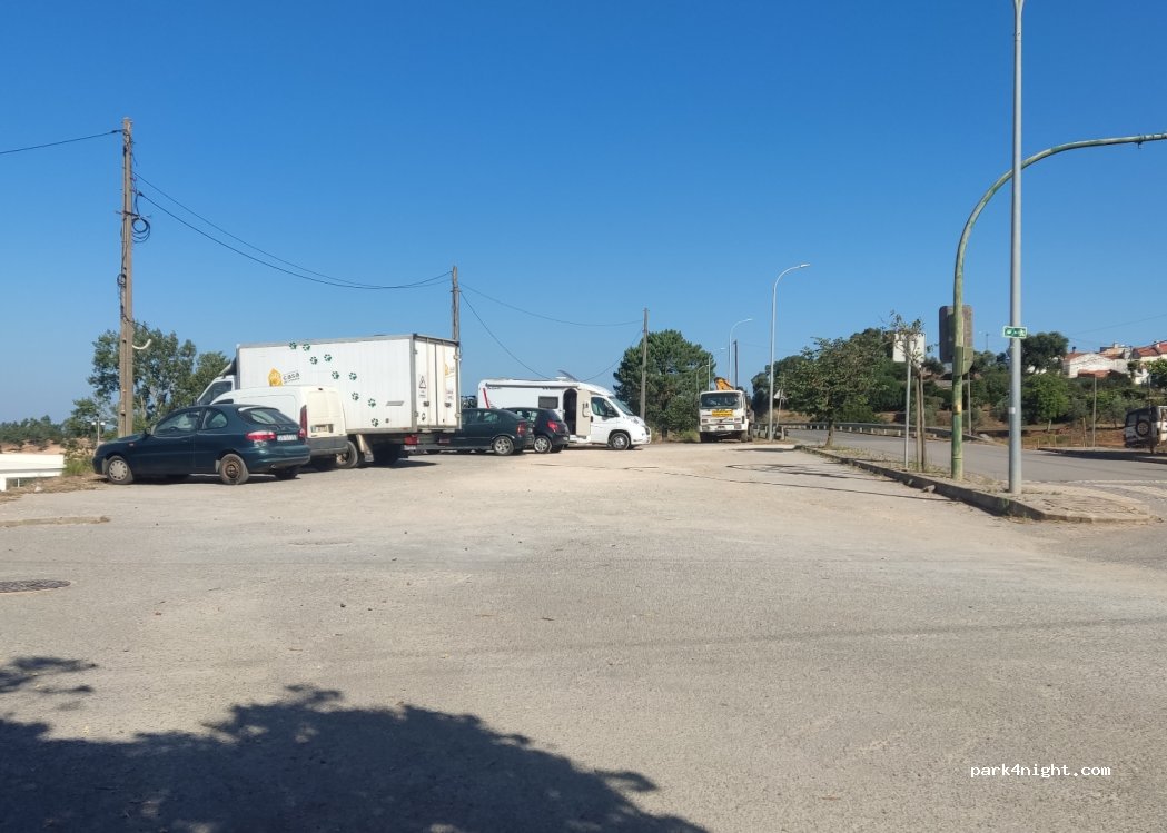 (8550) Marmelete - R. da Escola — foto
