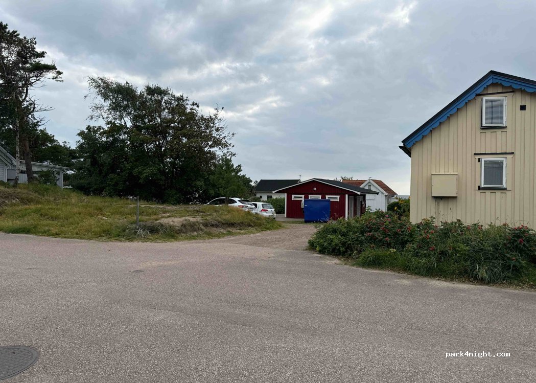 (302 60) Halmstad - 16 STRANDSKATANS FRITIDSBY — foto 2