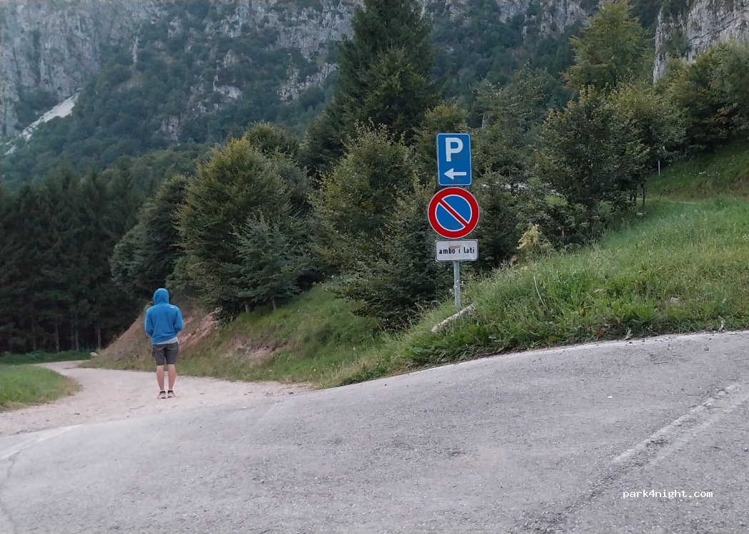 (36030) Valli del Pasubio - Unnamed Road — foto 2