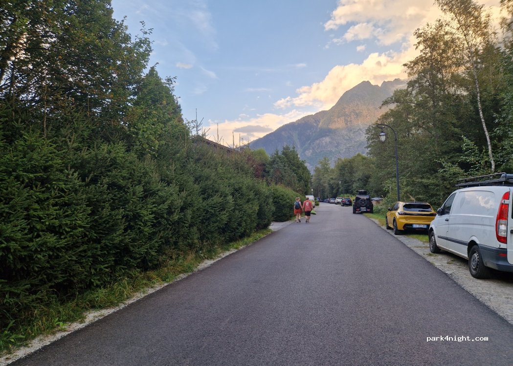(74400) Chamonix-Mont-Blanc - 315 Route des Rosières — foto