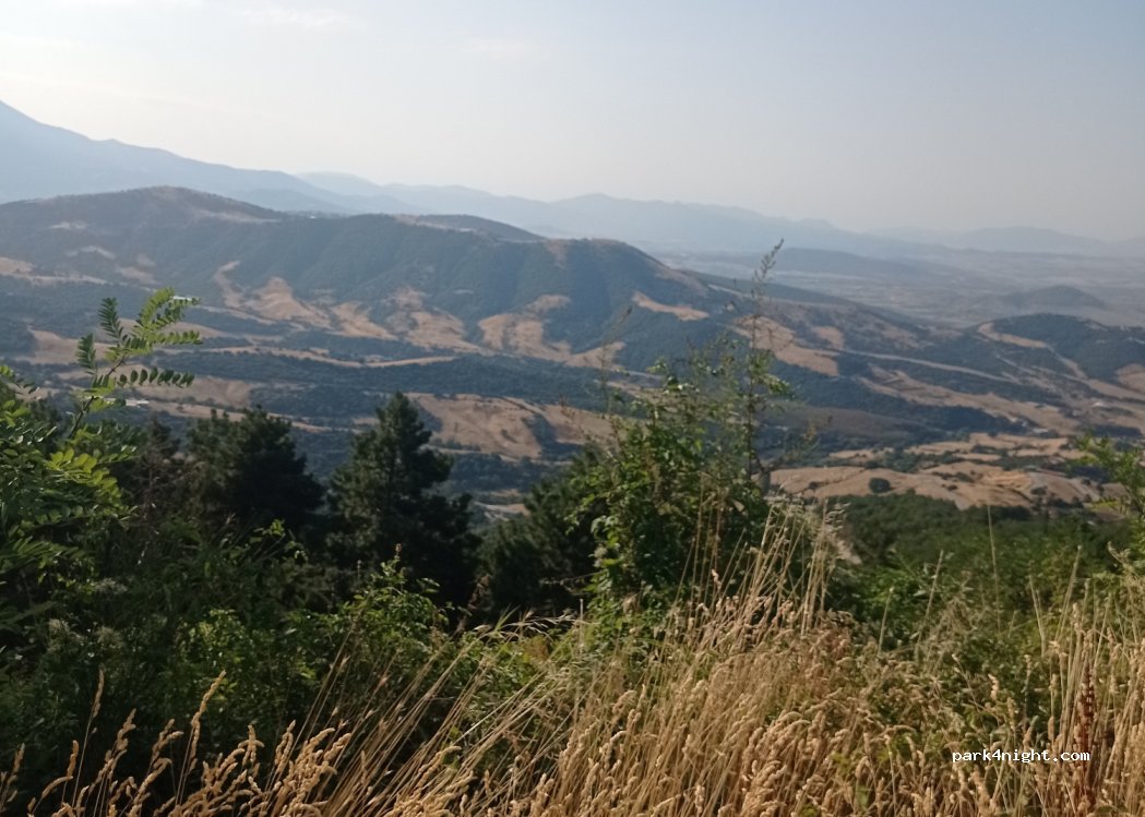 (400 02) Livadi - Unnamed Road — foto