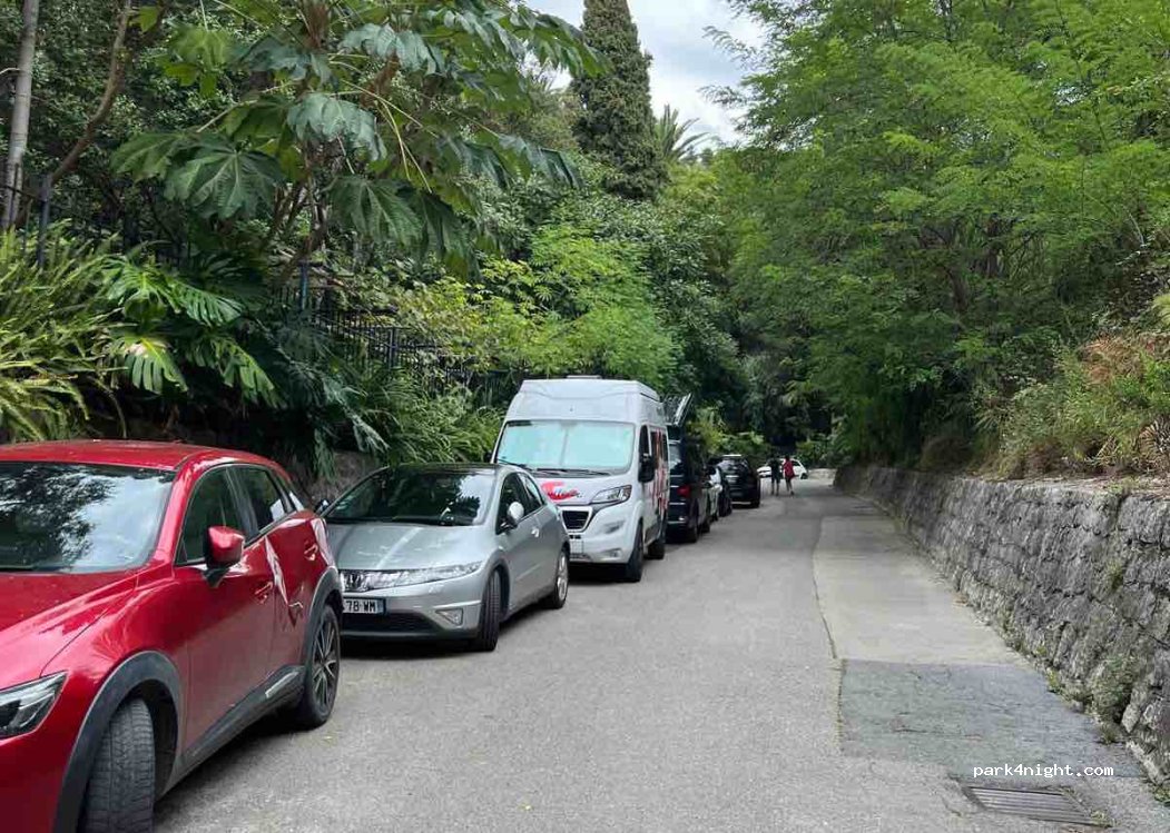 (06500) Menton - 37 Boulevard de Garavan — foto 4