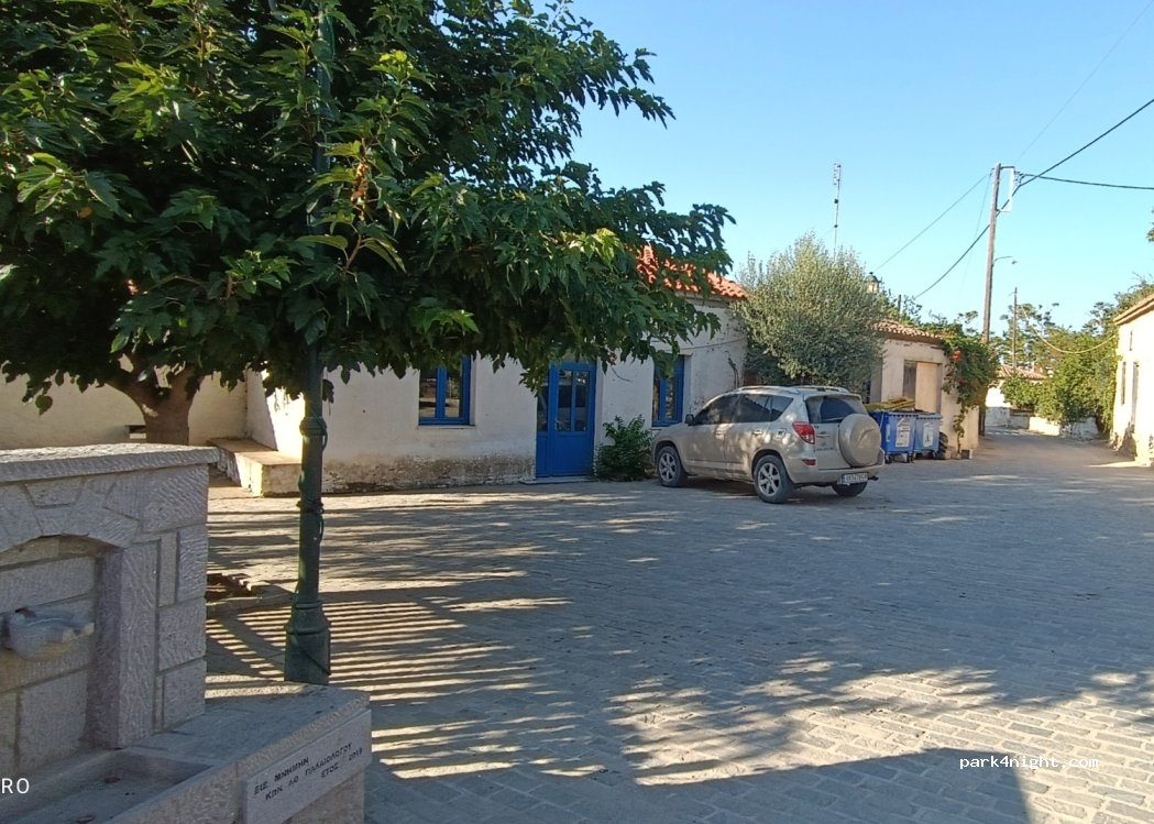 (814 01) Roussopouli - Unnamed Road — foto 2