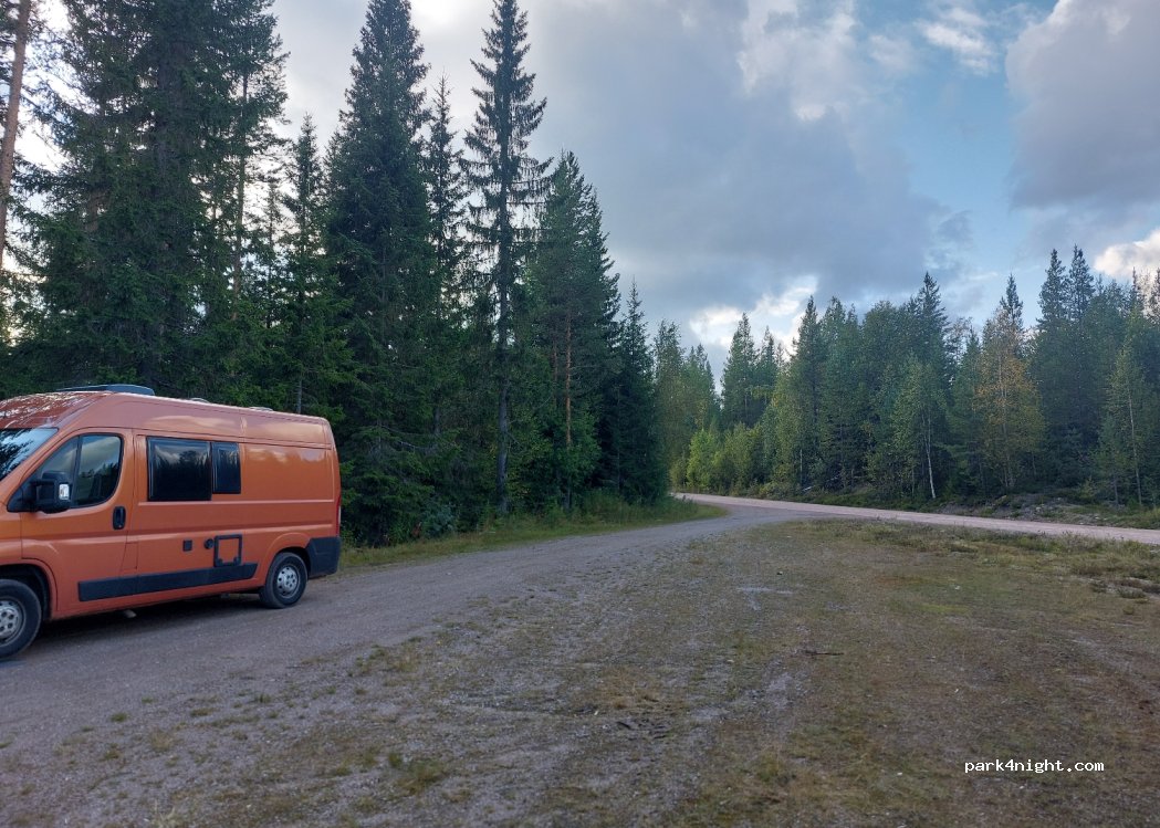 (2425) Ljørdalen - Unnamed Road — foto