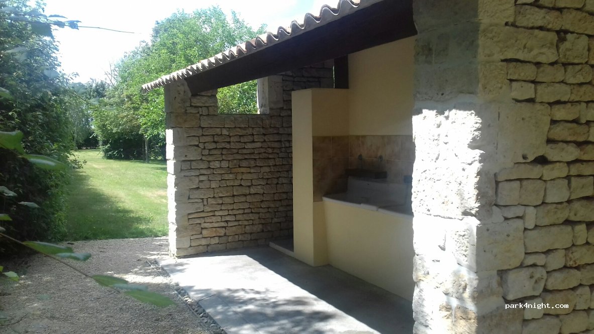 (79170) Brioux-sur-Boutonne - 48 Avenue de Royan — foto 2