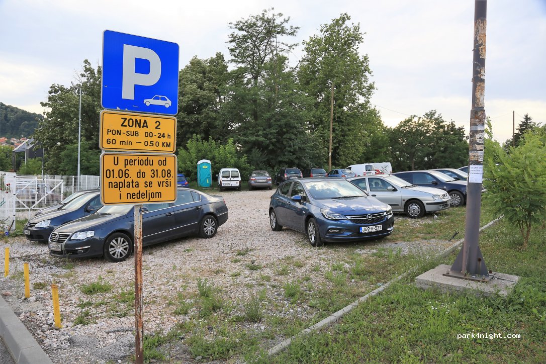 (75000) Tuzla - 13 Džindić mahala — foto