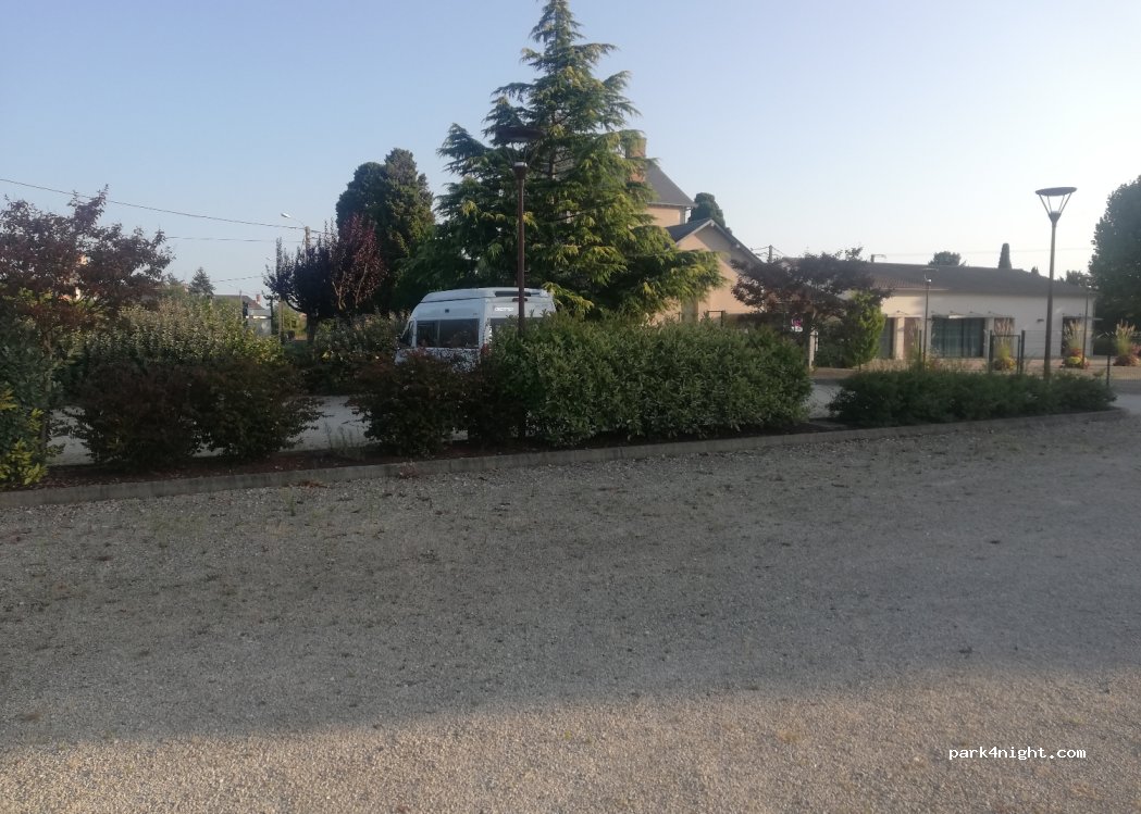 (79600) Irais - 5 Rue de la Mairie — foto