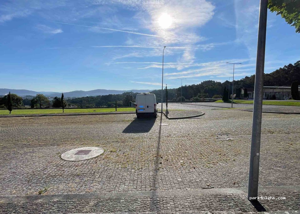 (4740-018) Esposende - 38A Rua do Menhir — foto 3